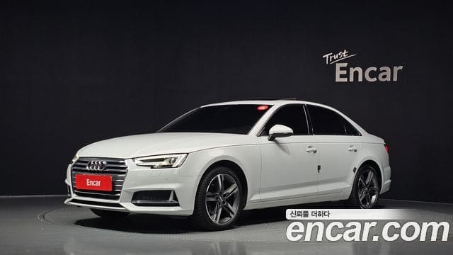 Audi A4 — фото 1