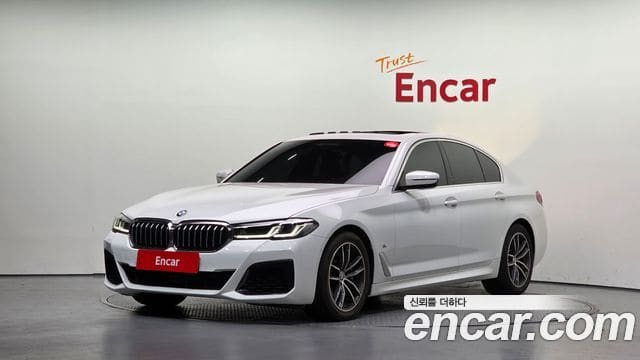 BMW 5 Series — фото 1