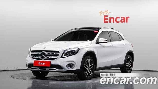 Mercedes-Benz GLA-Class — фото 1