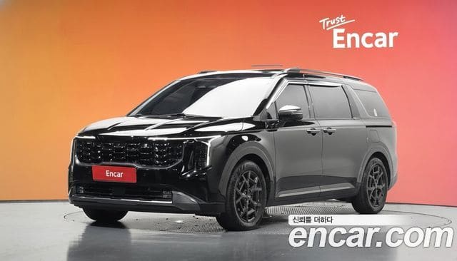 Kia Carnival — фото 1