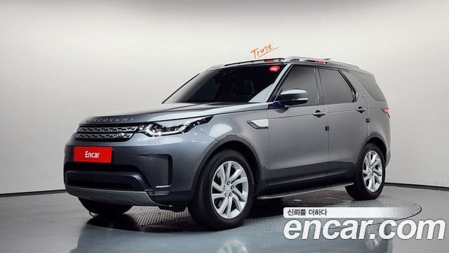 Land Rover Discovery 5 — фото 1