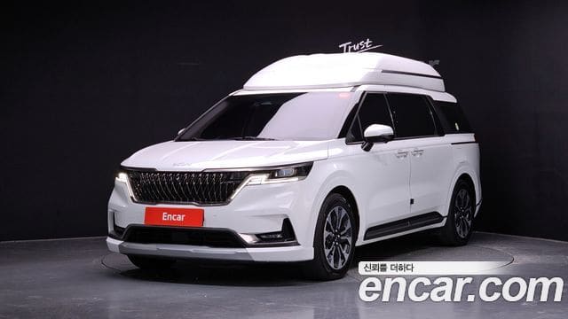 Kia Carnival — фото 1