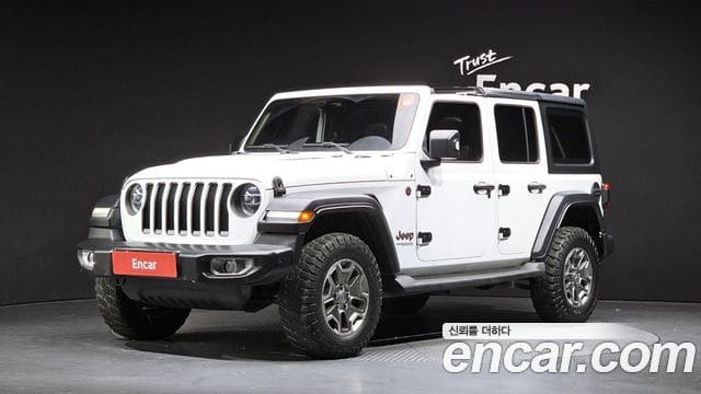 Jeep Wrangler — фото 1