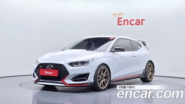 Hyundai Veloster — фото 1