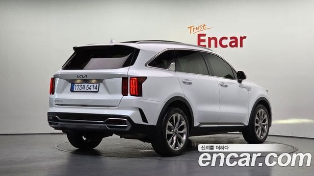 Kia Sorento — фото 1