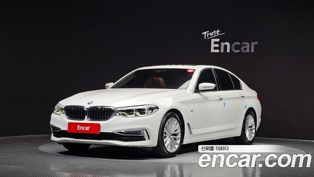 BMW 5 Series — фото 1