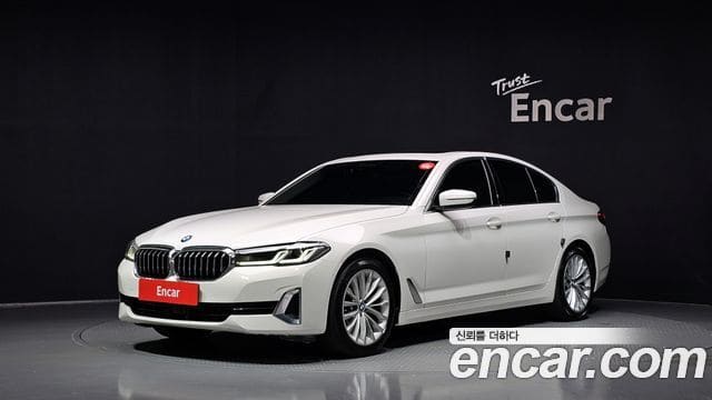 BMW 5 Series — фото 1