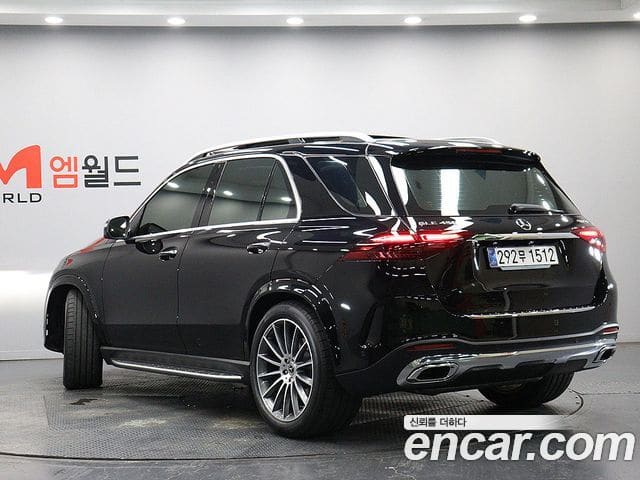 Mercedes-Benz GLE-Class — фото 1