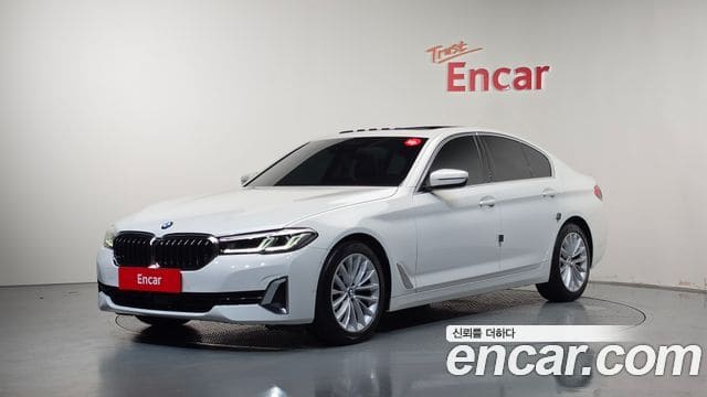 BMW 5 Series — фото 1