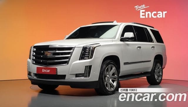 Cadillac Escalade — фото 1