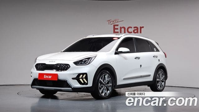 Kia Niro — фото 1