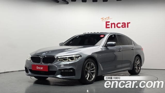 BMW 5 Series — фото 1