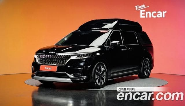 Kia Carnival — фото 1