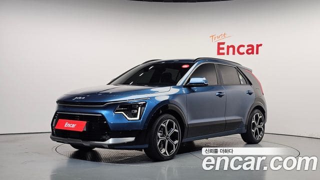 Kia Niro — фото 1