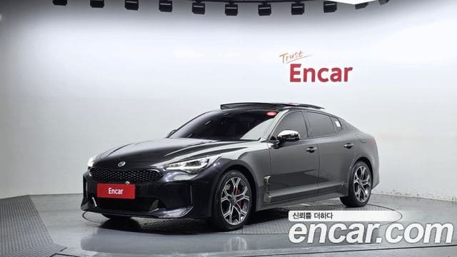 Kia Stinger — фото 1