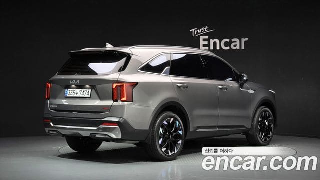 Kia Sorento — фото 1