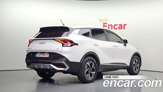 Kia Sportage — фото 1