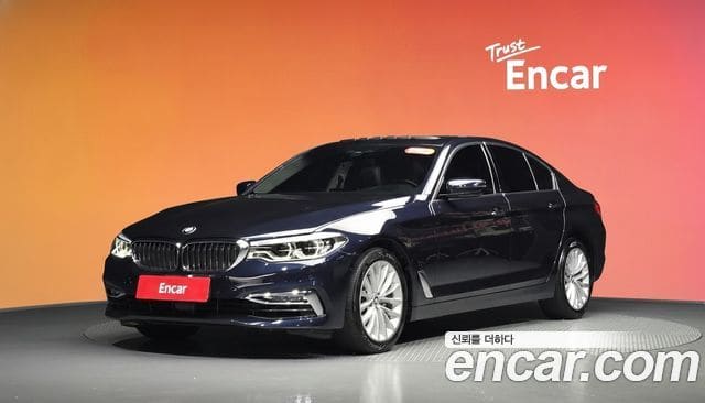 BMW 5 Series — фото 1