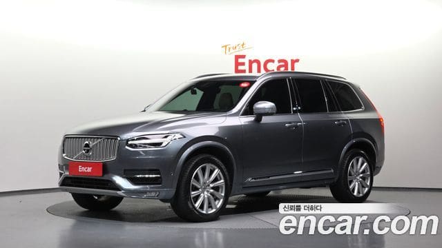 Volvo XC90 — фото 1
