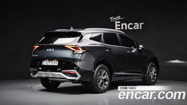 Kia Sportage — фото 1