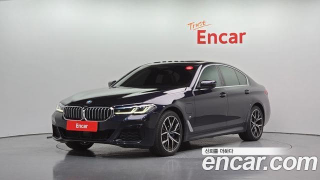 BMW 5 Series — фото 1
