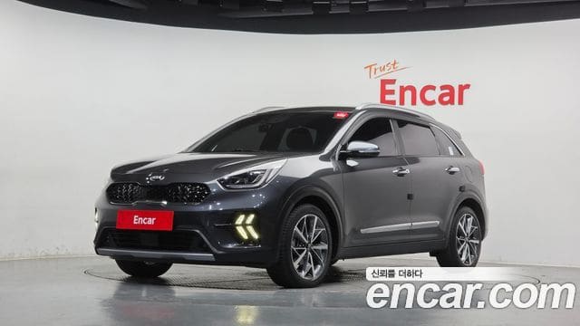 Kia Niro — фото 1