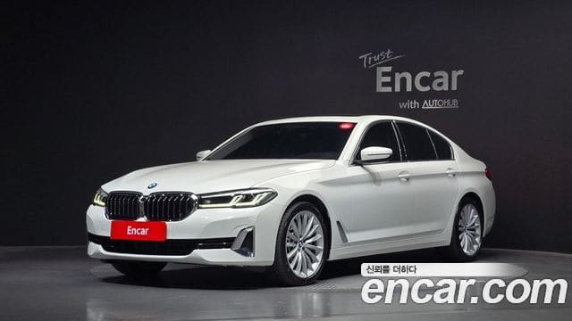 BMW 5 Series — фото 1