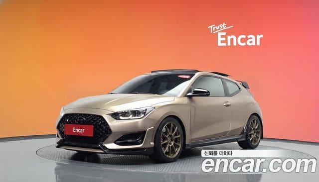 Hyundai Veloster — фото 1