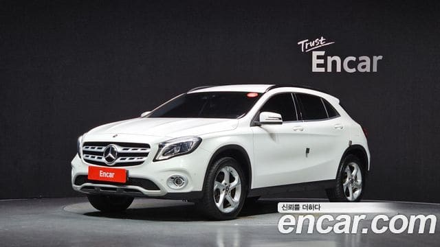 Mercedes-Benz GLA-Class — фото 1