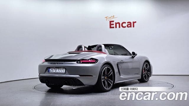 Porsche 718 Boxster — фото 1