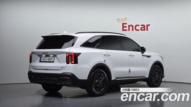 Kia Sorento — фото 1