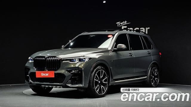 BMW X7 — фото 1