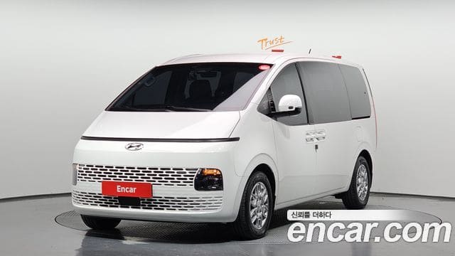 Hyundai Staria — фото 1