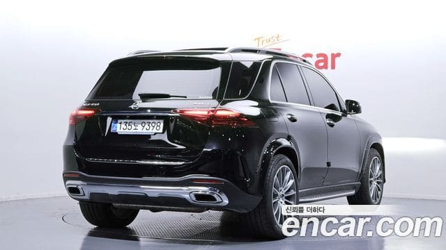 Mercedes-Benz GLE-Class — фото 1
