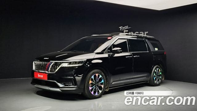 Kia Carnival — фото 1