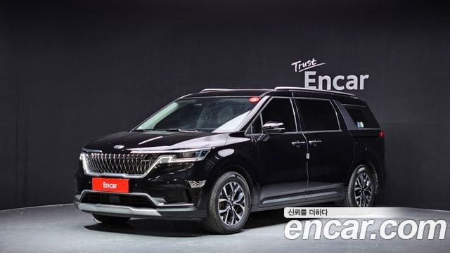 Kia Carnival — фото 1