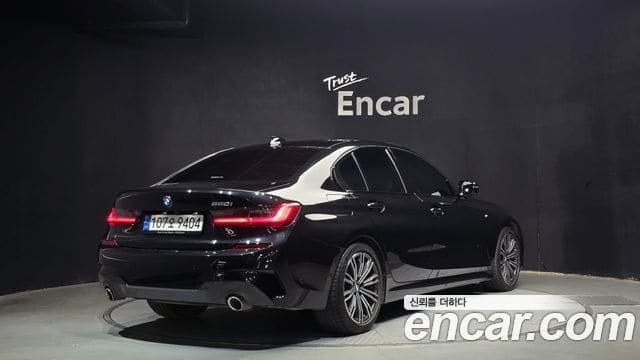 BMW 3 Series — фото 1