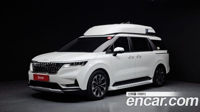 Kia Carnival — фото 1