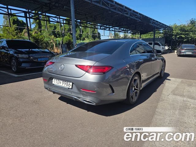 Mercedes-Benz CLS-Class — фото 1