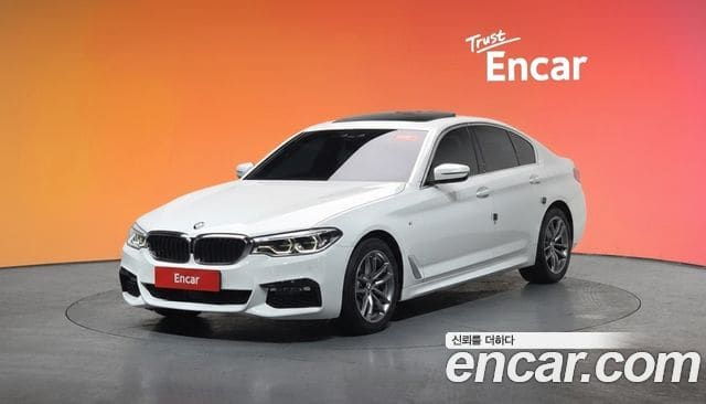 BMW 5 Series — фото 1