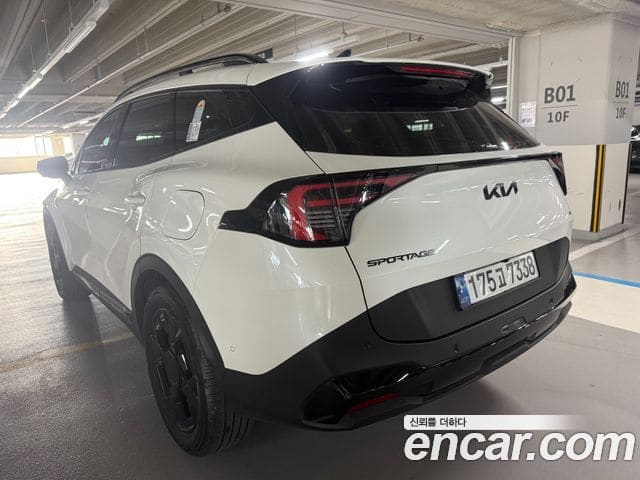 Kia Sportage — фото 1