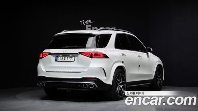 Mercedes-Benz GLE-Class — фото 1