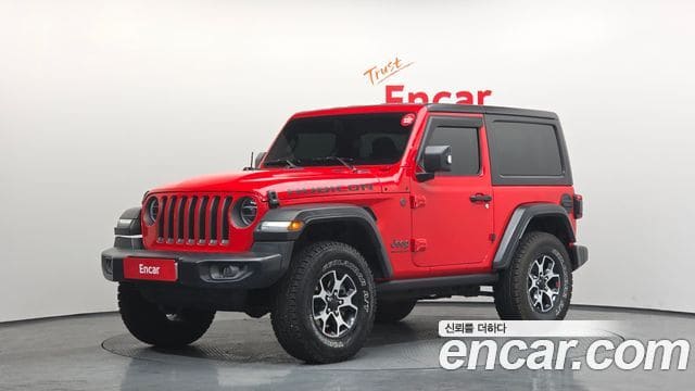 Jeep Wrangler — фото 1