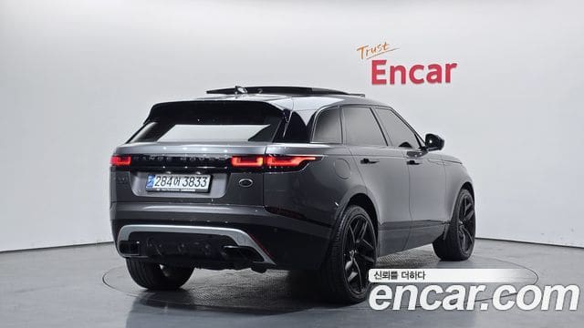 Land Rover Range Rover Velar — фото 1