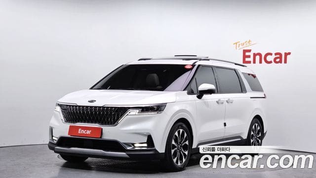Kia Carnival — фото 1