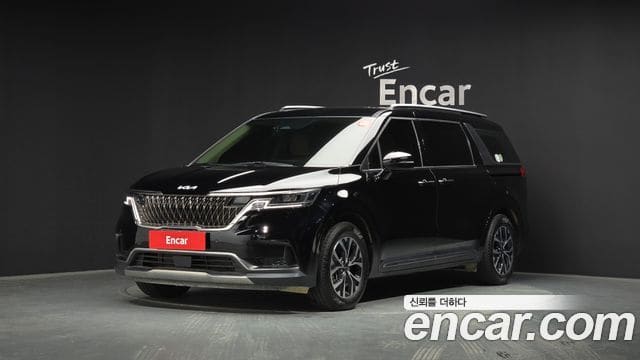 Kia Carnival — фото 1