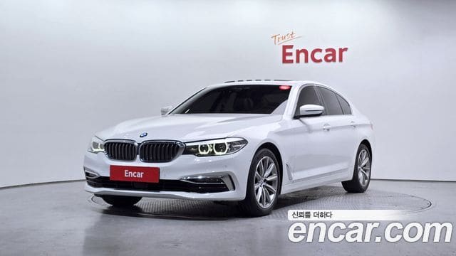 BMW 5 Series — фото 1