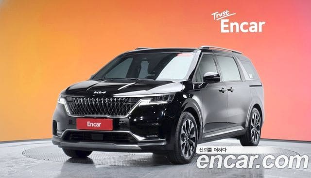Kia Carnival — фото 1