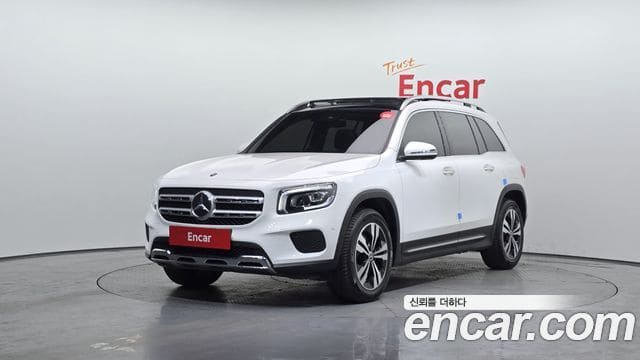Mercedes-Benz GLB-Class — фото 1