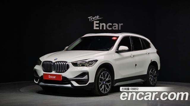BMW X1 — фото 1